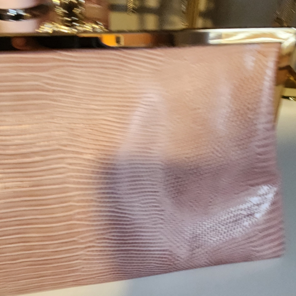 Pink Embossed  Clutch - Picture 5 of 6